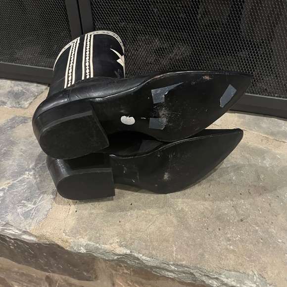 Vintage Black and White Western Boots - Picture 4 of 8